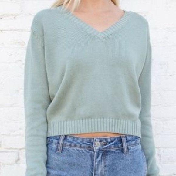 Brandy Melville Sweaters - Brandy Melville sage green leigh sweater